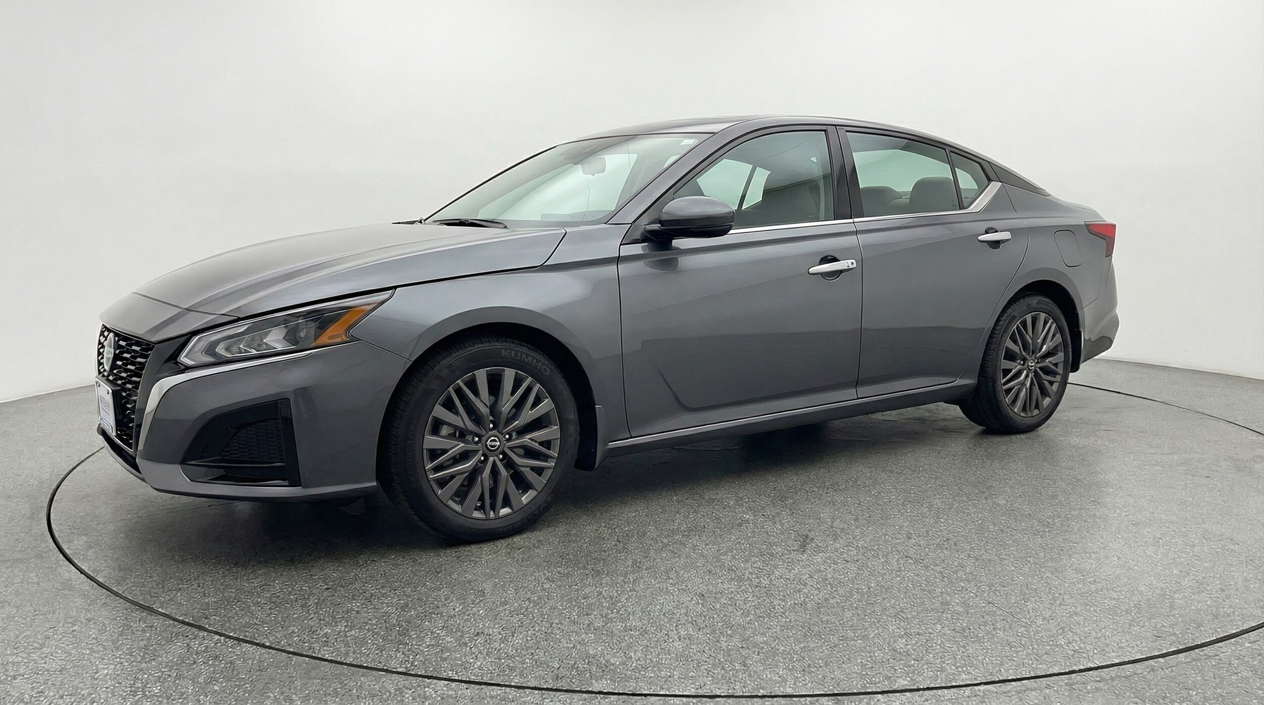 Thumbnail: 2025 Nissan Altima - 3