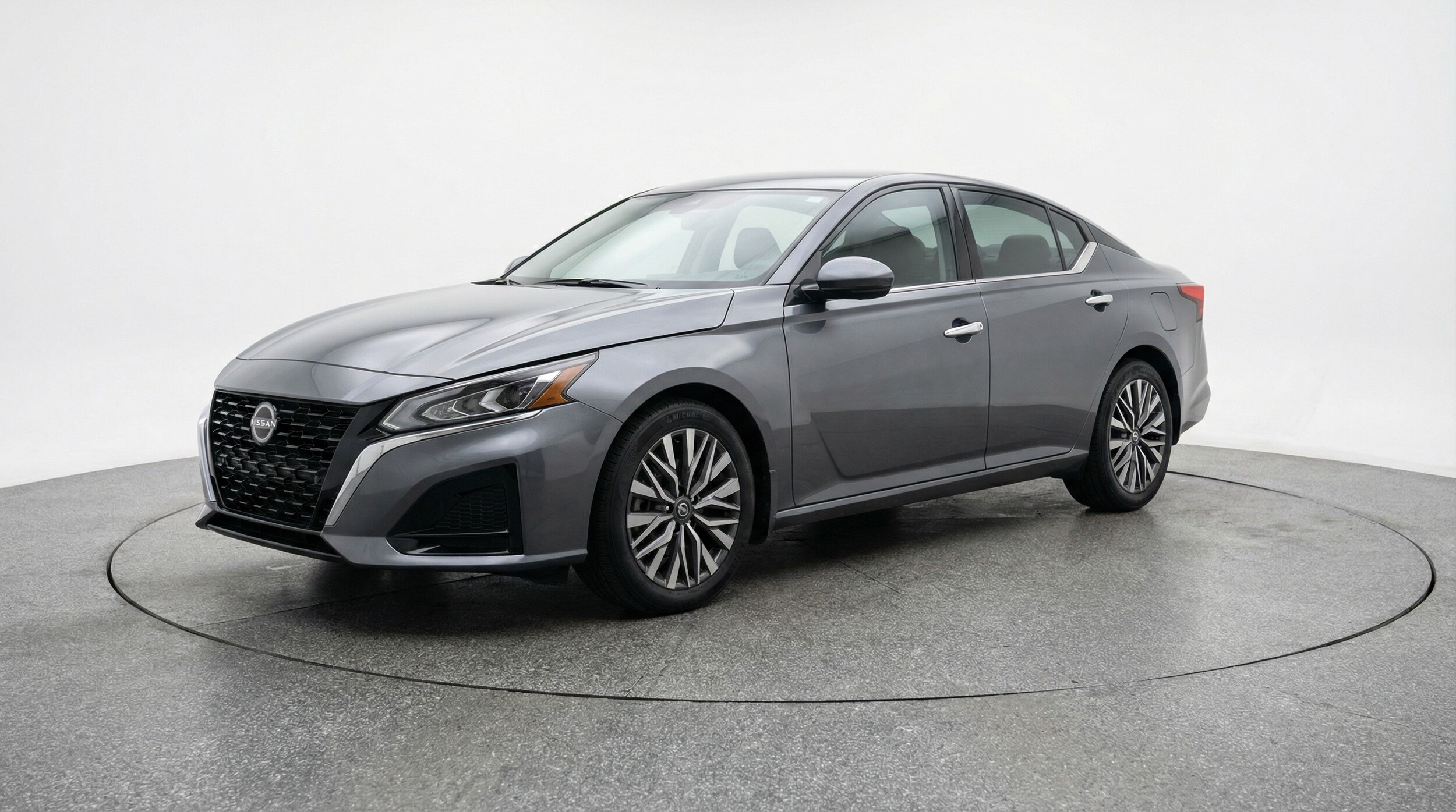 Thumbnail: 2025 Nissan Altima - 3