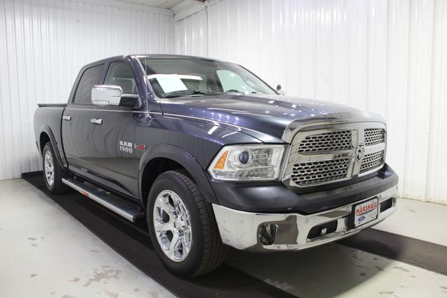 2016 RAM 1500 Laramie Crew Cab 5'7's photo