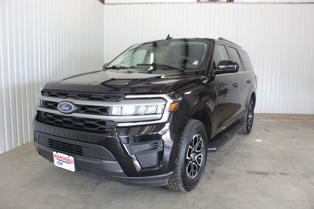 2024 Ford Expedition XLT's photo