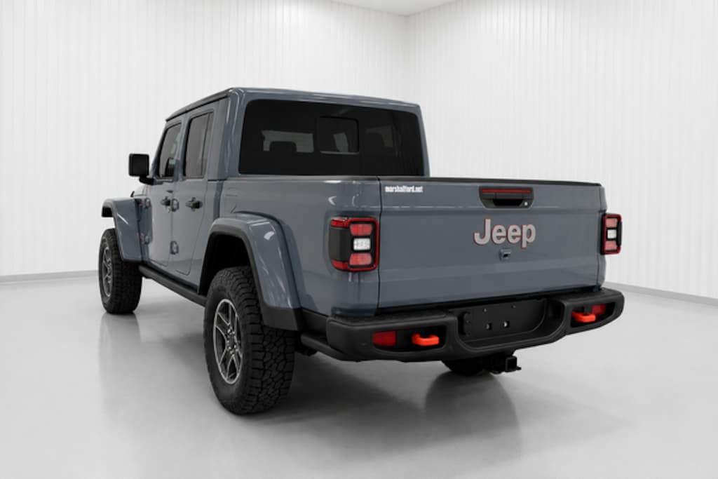 Used 2025 Jeep Gladiator Mojave Truck Crew Cab