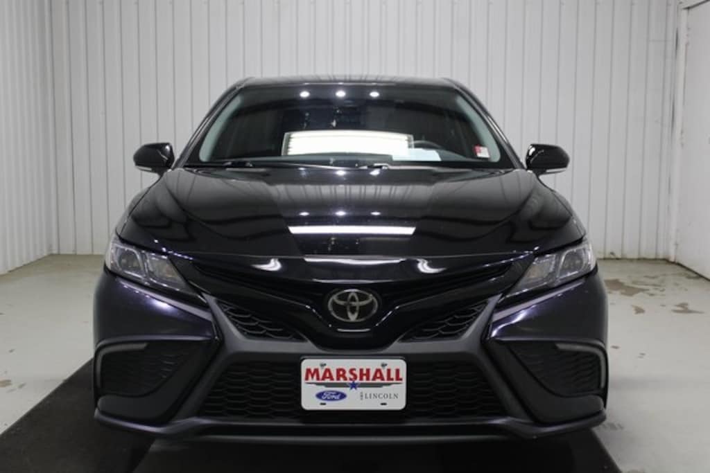 Used 2023 Toyota Camry SE Sedan