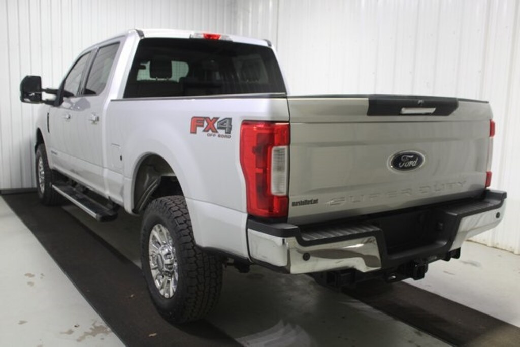 Used 2019 Ford F-250 XLT Truck Crew Cab