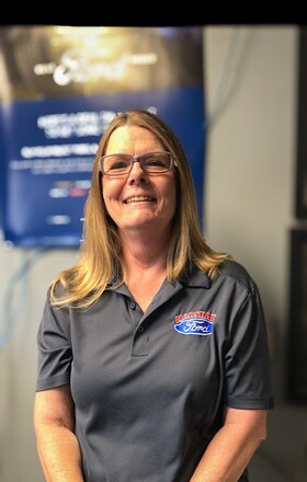 Staff member Diane Kemler from 525f3969e059