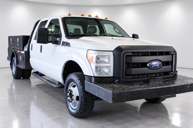 2014 Ford F-350 Super Duty Chassis Cab