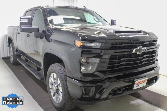 2024 Chevrolet Silverado 2500HD Custom's photo