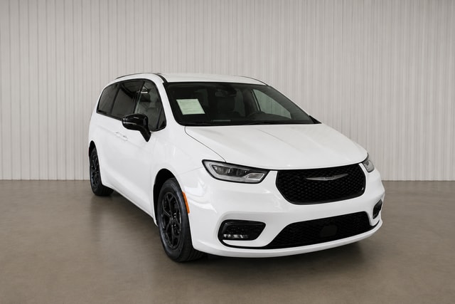 2024 Chrysler Pacifica Plug-In Hybrid