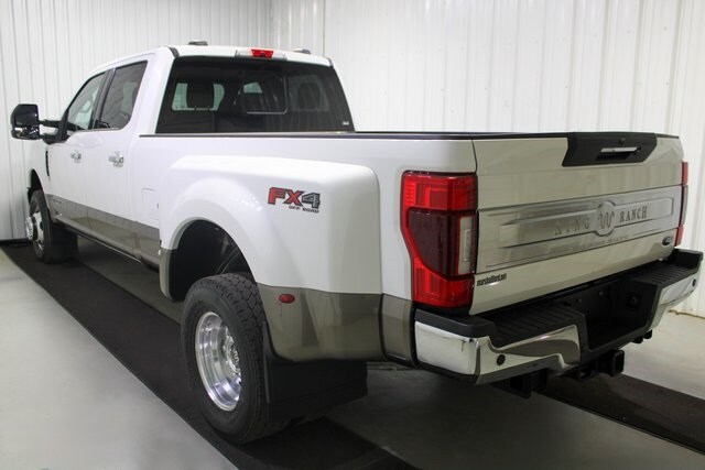 2022 Ford F-350 King Ranch photo 4