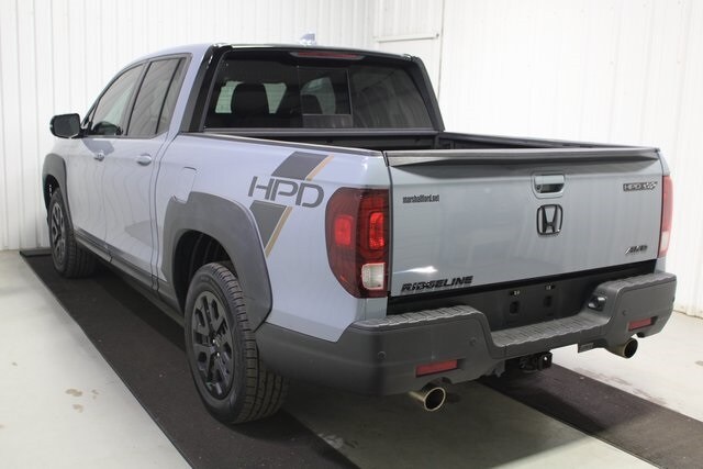 2023 Honda Ridgeline Black Edition photo 3