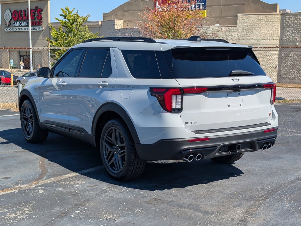 New 2027 Ford Explorer ST SUV