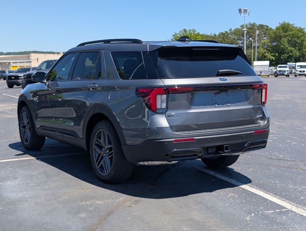 New 2026 Ford Explorer ST-Line SUV