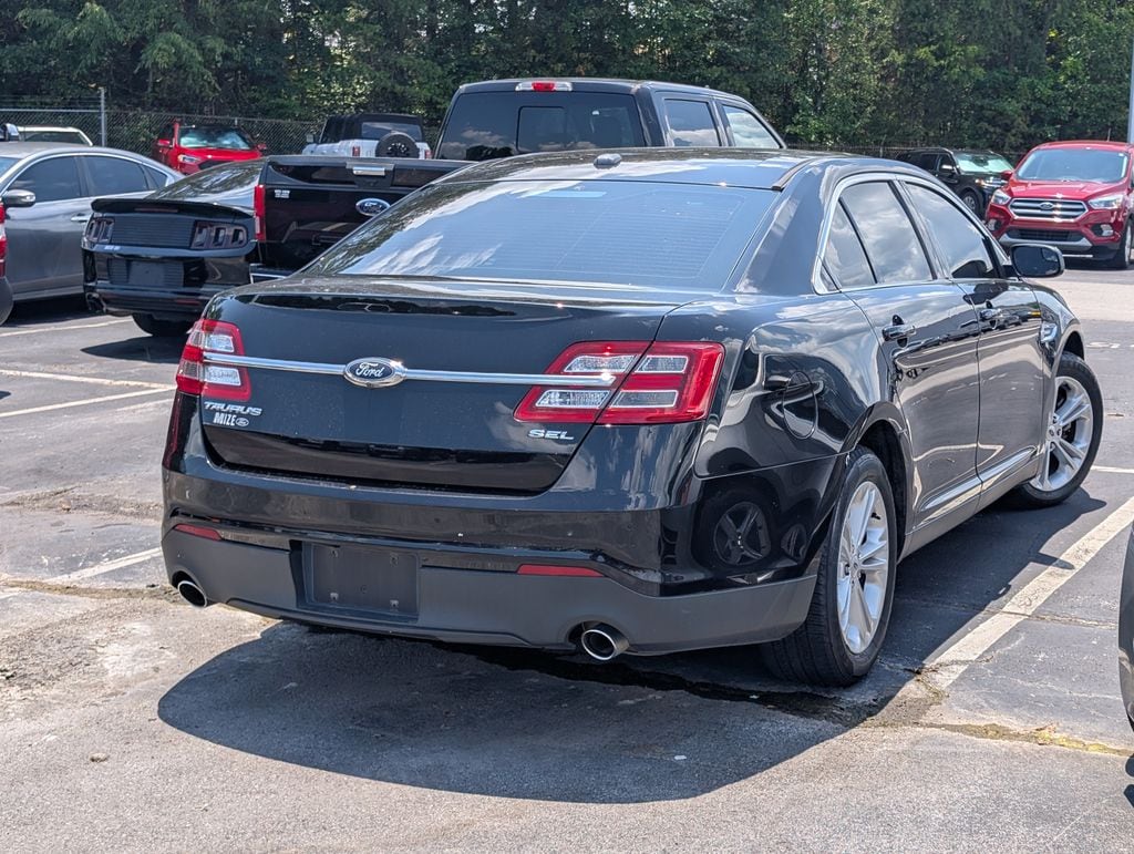 Used 2019 Ford Taurus SEL Sedan