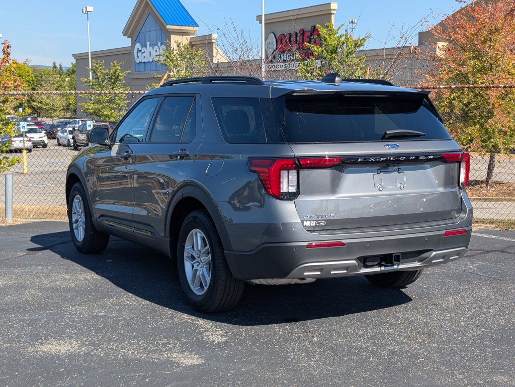 New 2026 Ford Explorer Active SUV