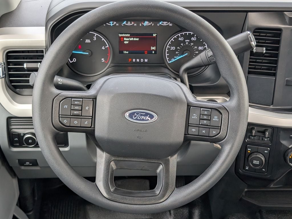 2026 Ford F-250 Super Duty XL - Photo 9