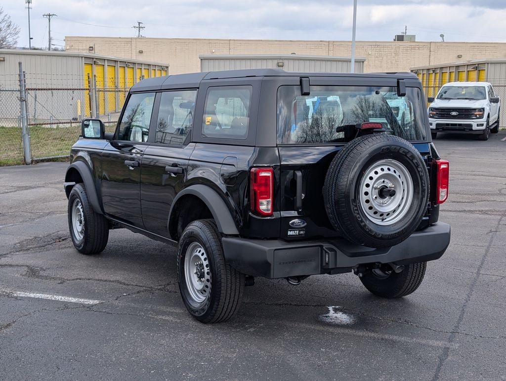 New 2025 Ford Bronco Base SUV