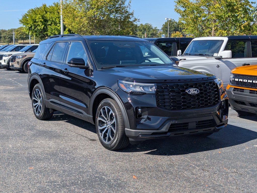 New 2027 Ford Explorer ST-Line SUV