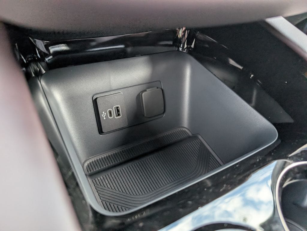 2026 Ford Explorer Platinum - Photo 15