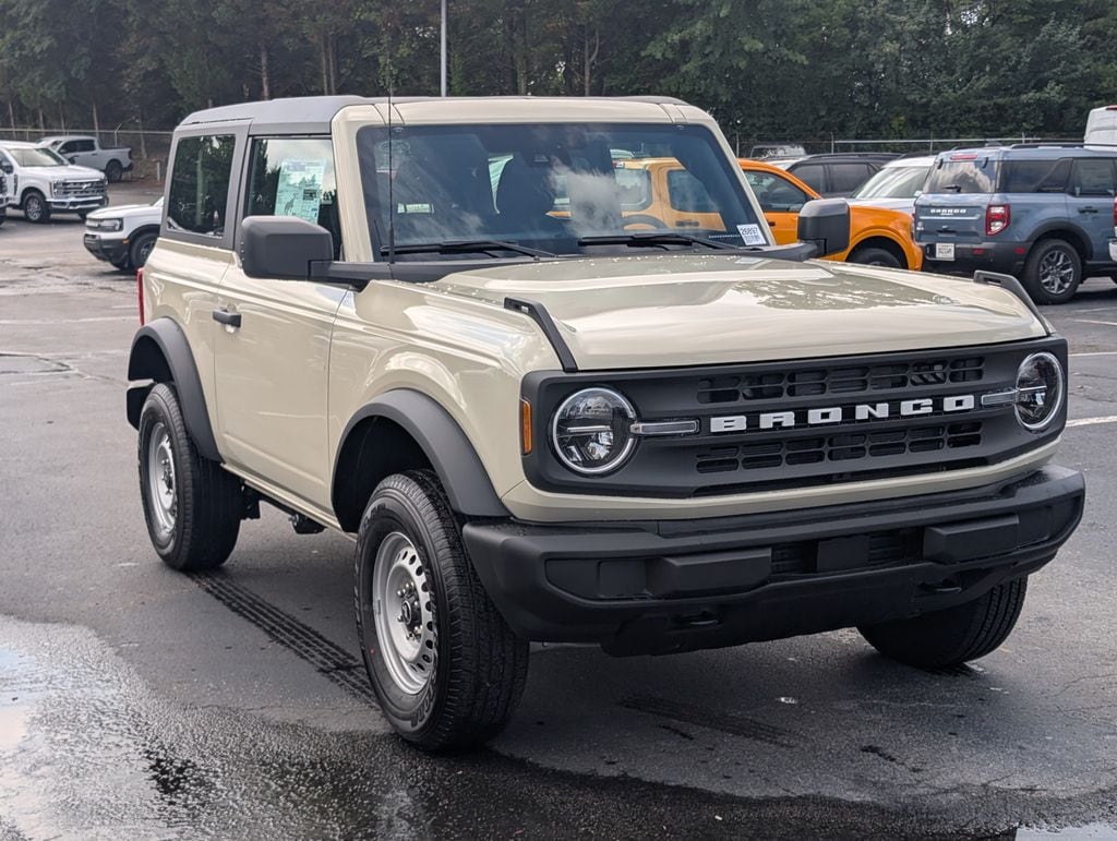 New 2026 Ford Bronco Base SUV