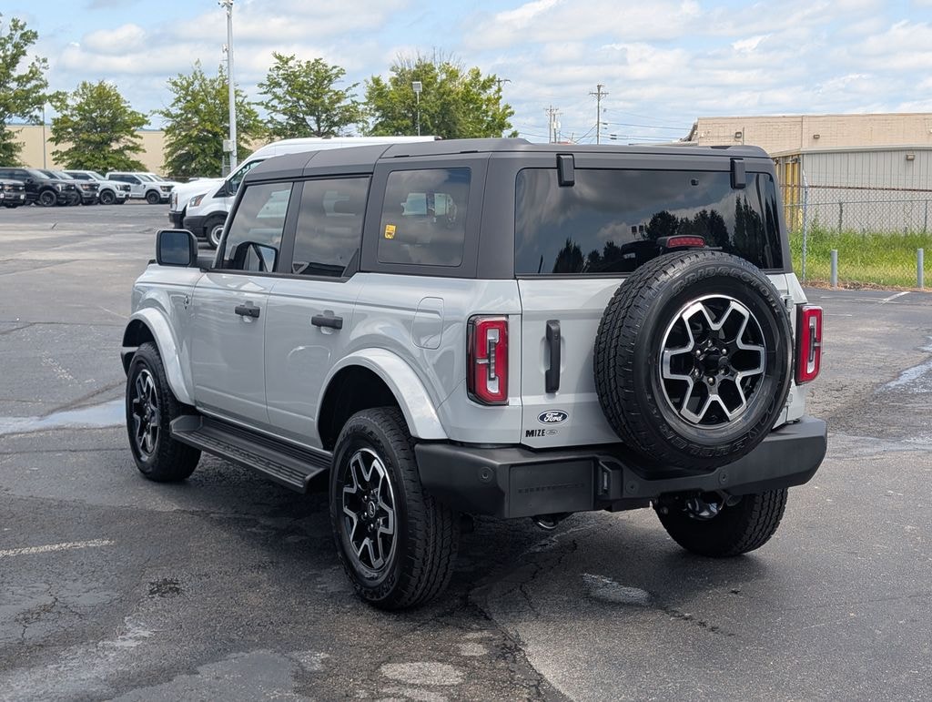 New 2026 Ford Bronco Outer Banks SUV