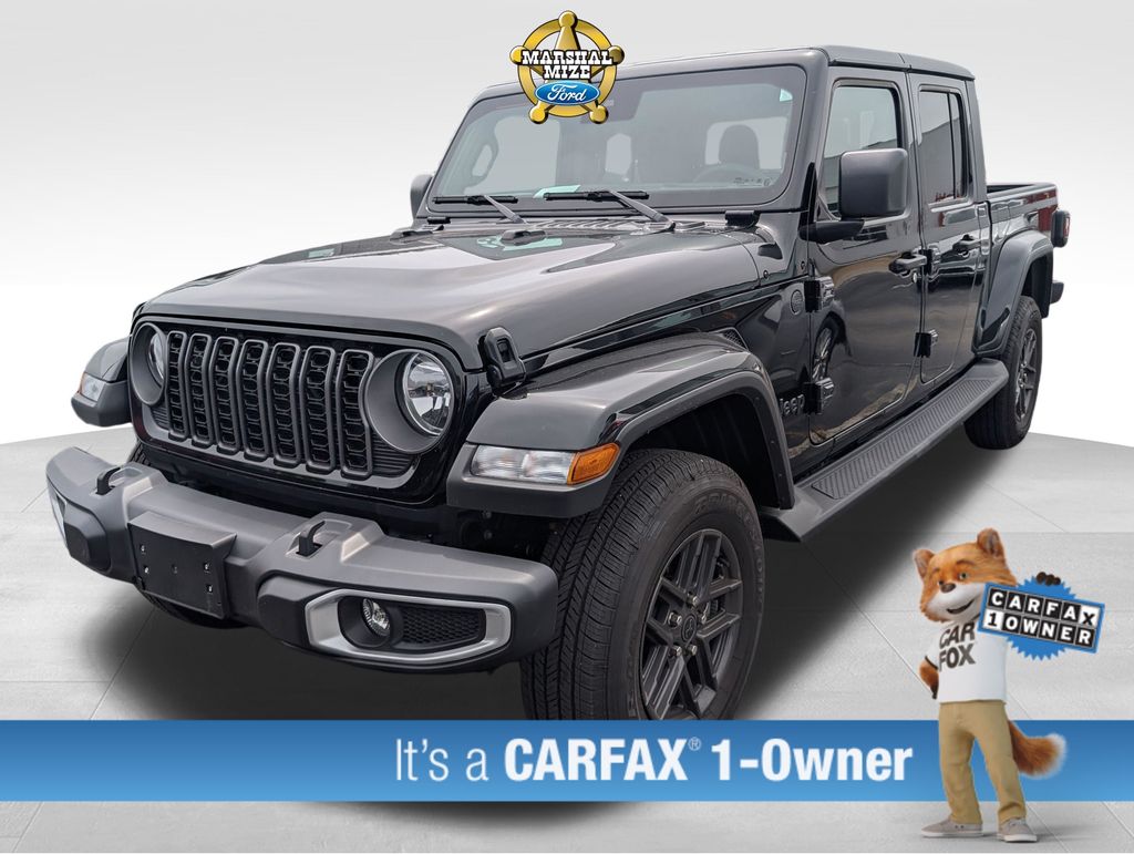 2025 Jeep Gladiator Sport S Auto's photo