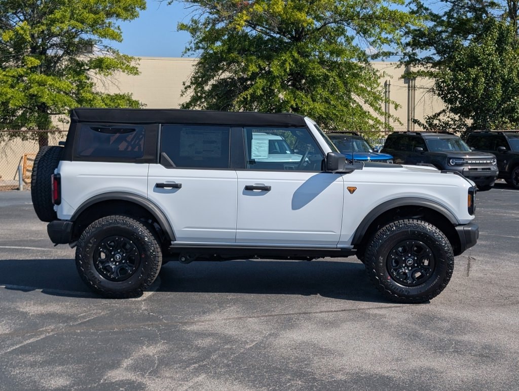 New 2026 Ford Bronco Badlands SUV