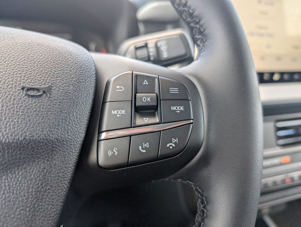 2025 Ford Maverick XLT - Photo 11