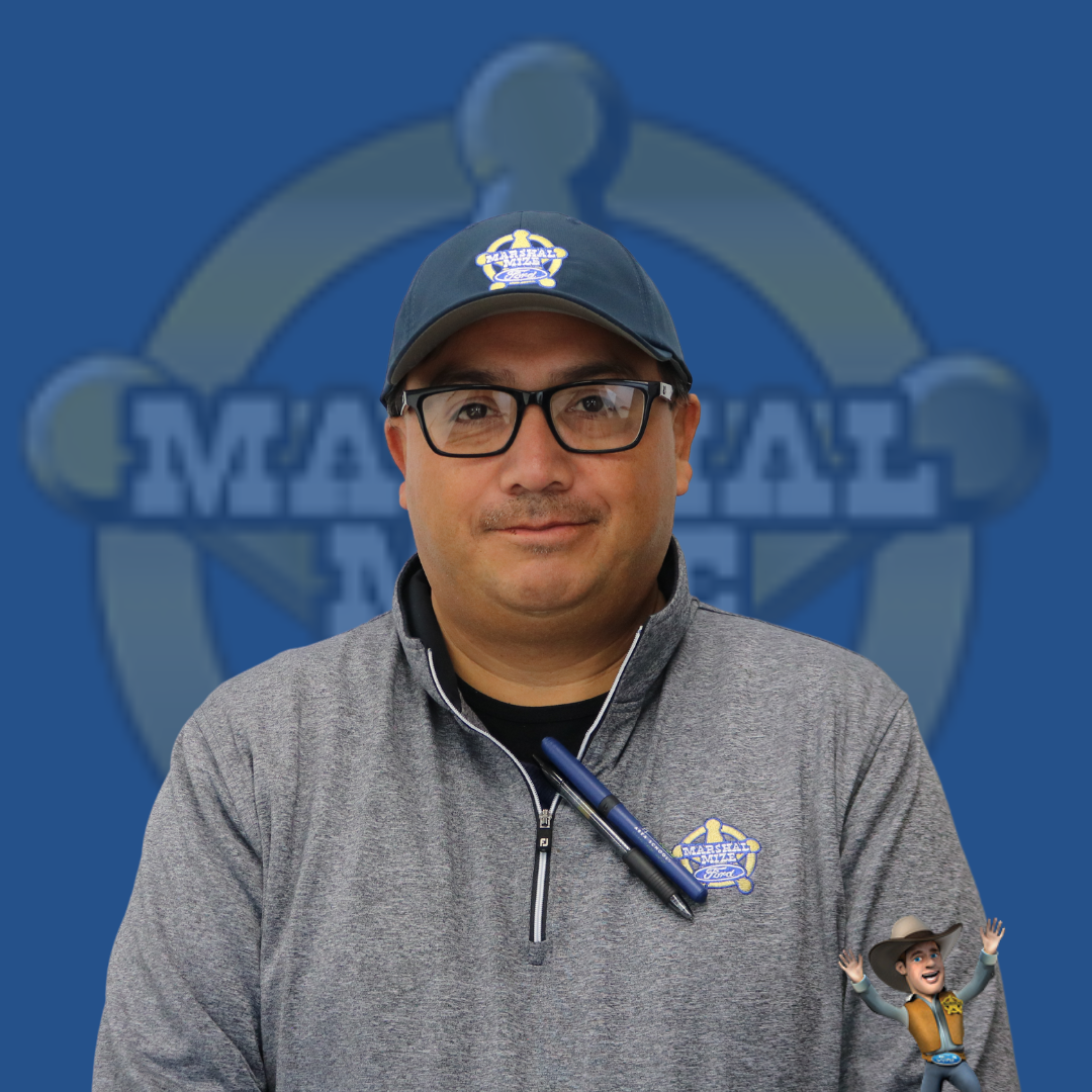 Staff member Ramon Torres from ID_1ca475