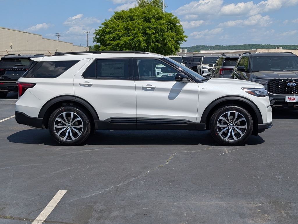 New 2026 Ford Explorer ST-Line SUV
