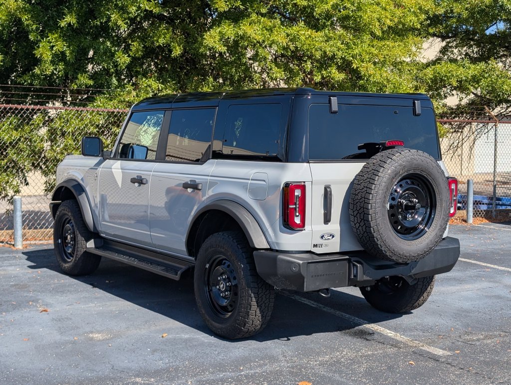 New 2026 Ford Bronco Outer Banks SUV