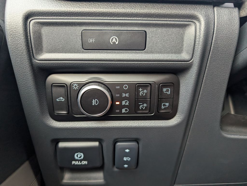 2025 Ford F-150 Lariat - Photo 16