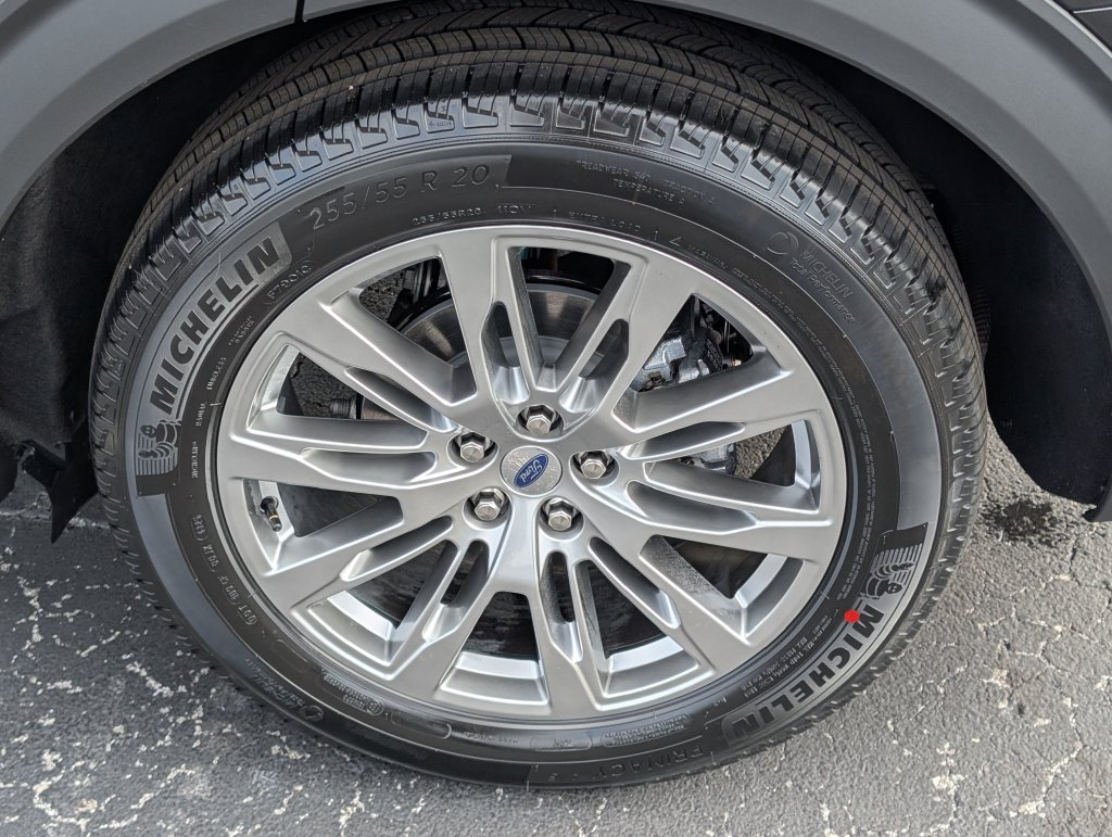 2026 Ford Explorer Platinum - Photo 18