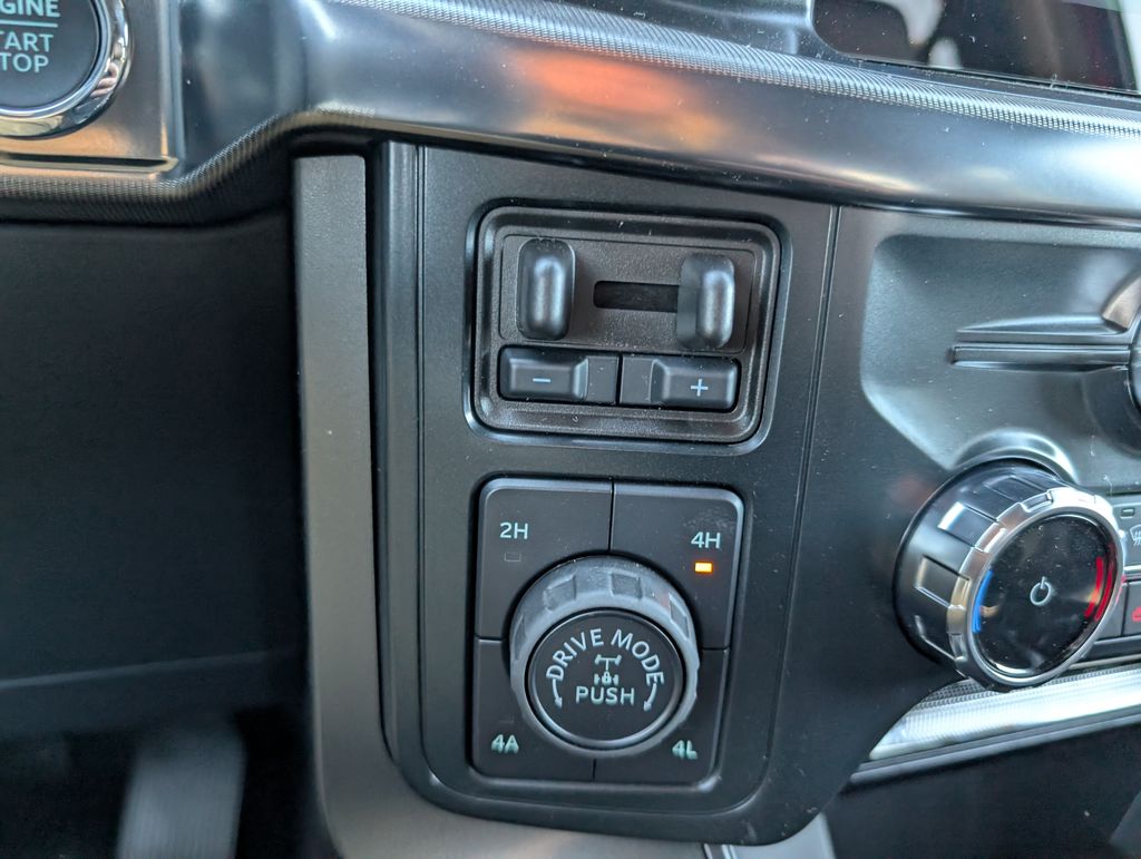 2025 Ford F-150 Lariat - Photo 13