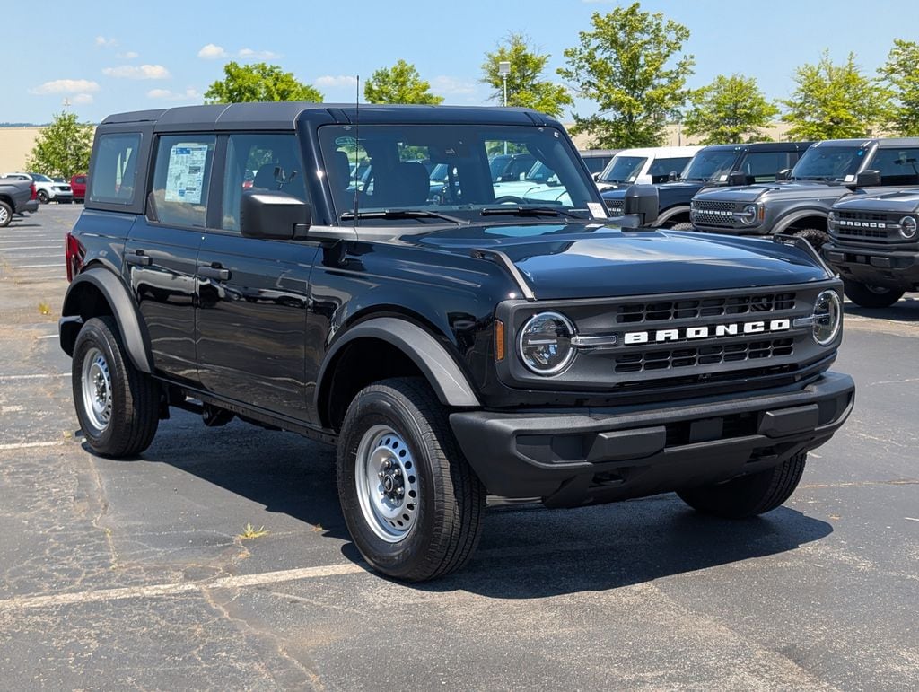 New 2026 Ford Bronco Base SUV