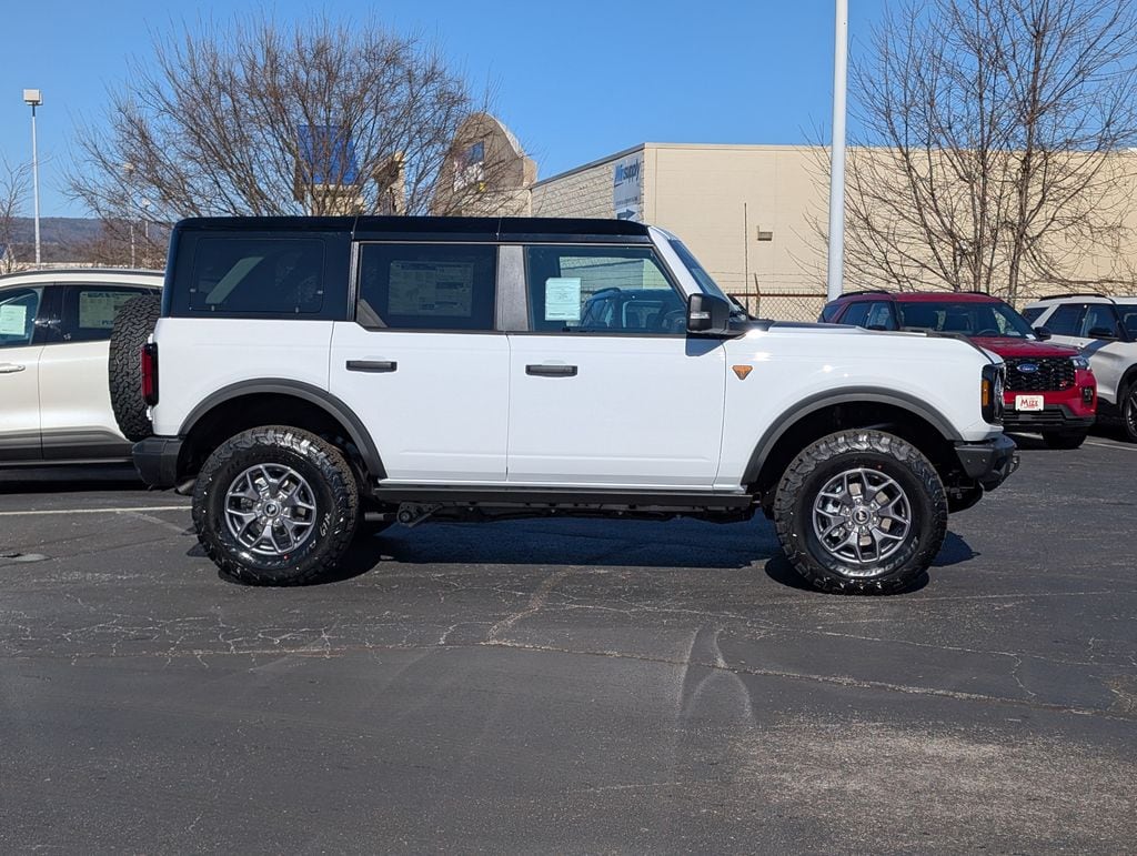 New 2025 Ford Bronco Badlands SUV