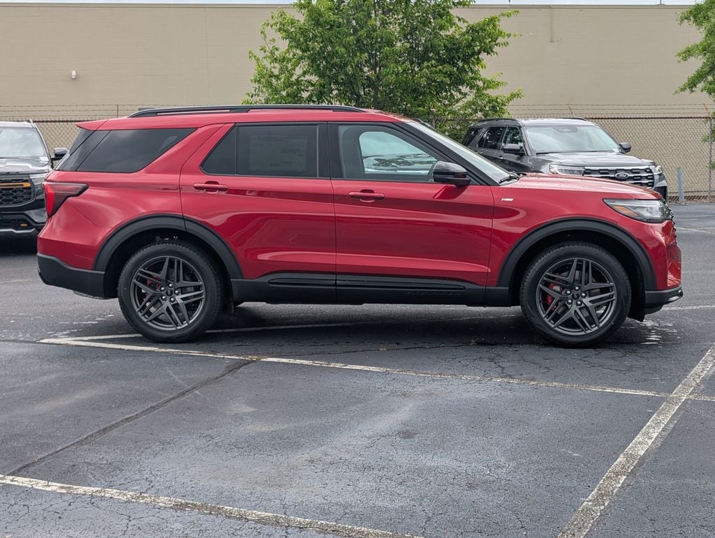 New 2026 Ford Explorer ST-Line SUV