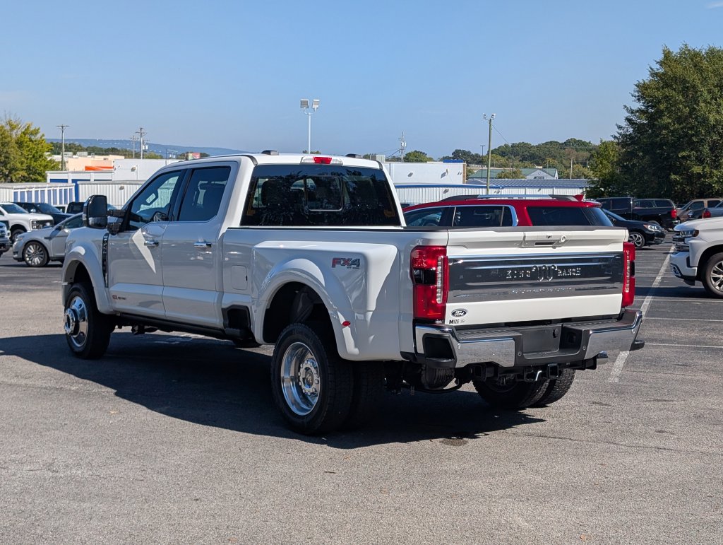 New 2027 Ford F-450SD King Ranch Truck