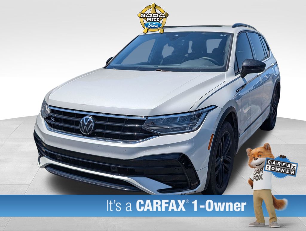 2022 Volkswagen Tiguan 2.0T SE R-Line Black's photo