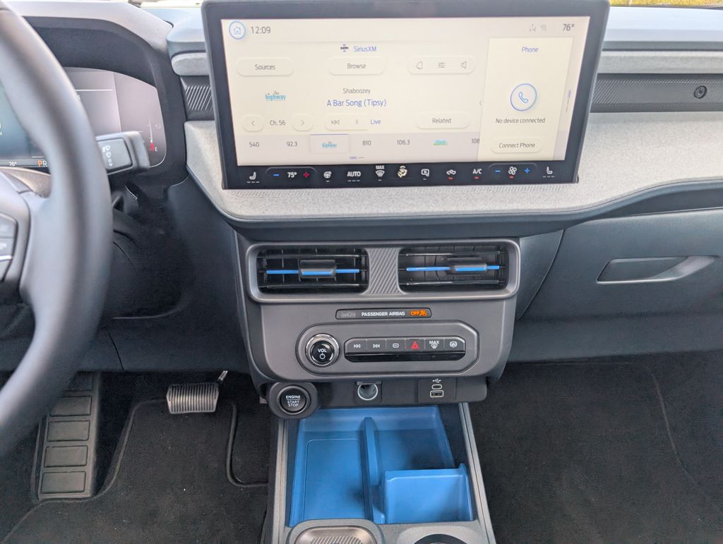 2025 Ford Maverick XLT - Photo 12