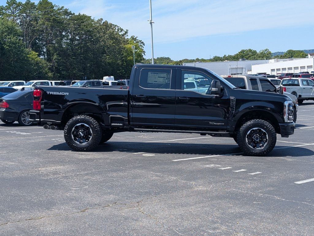 New 2026 Ford F-350SD Lariat Truck