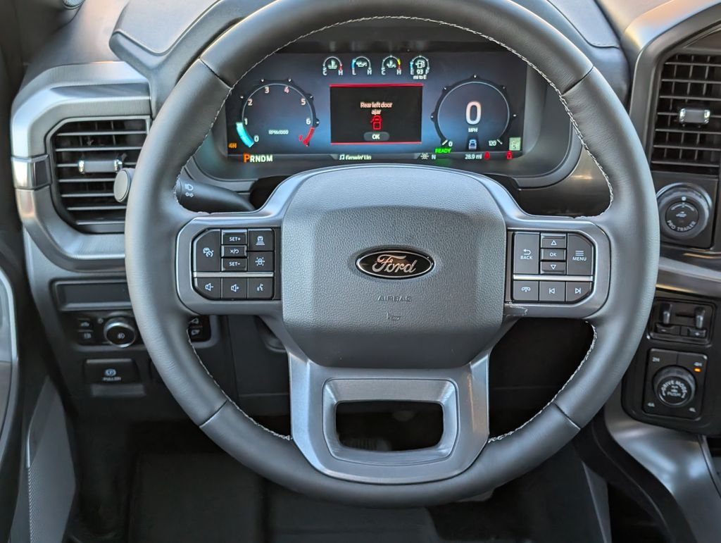 2025 Ford F-150 Lariat - Photo 10