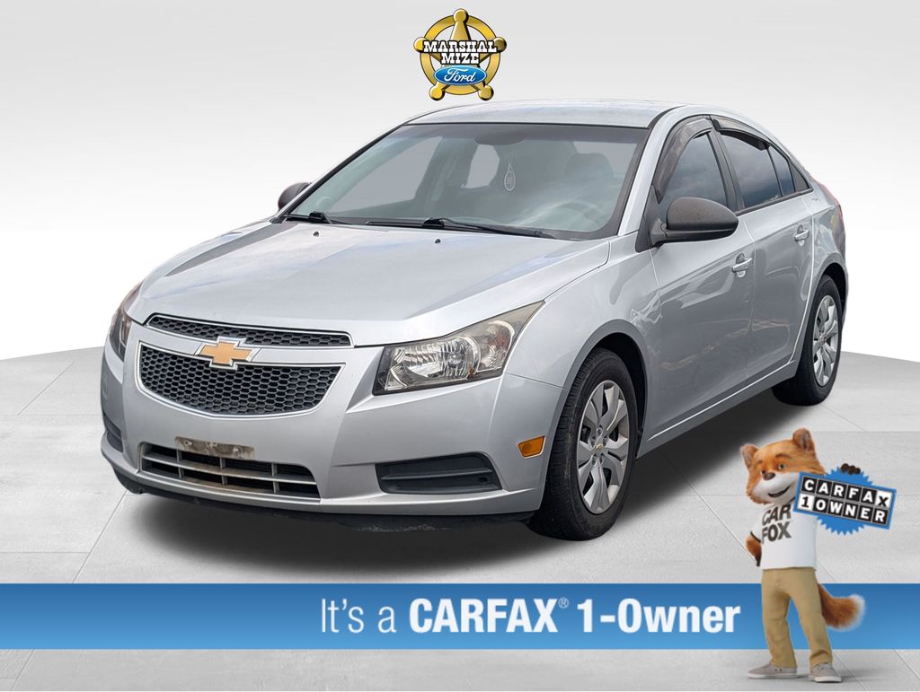 2014 Chevrolet Cruze LS Manual's photo