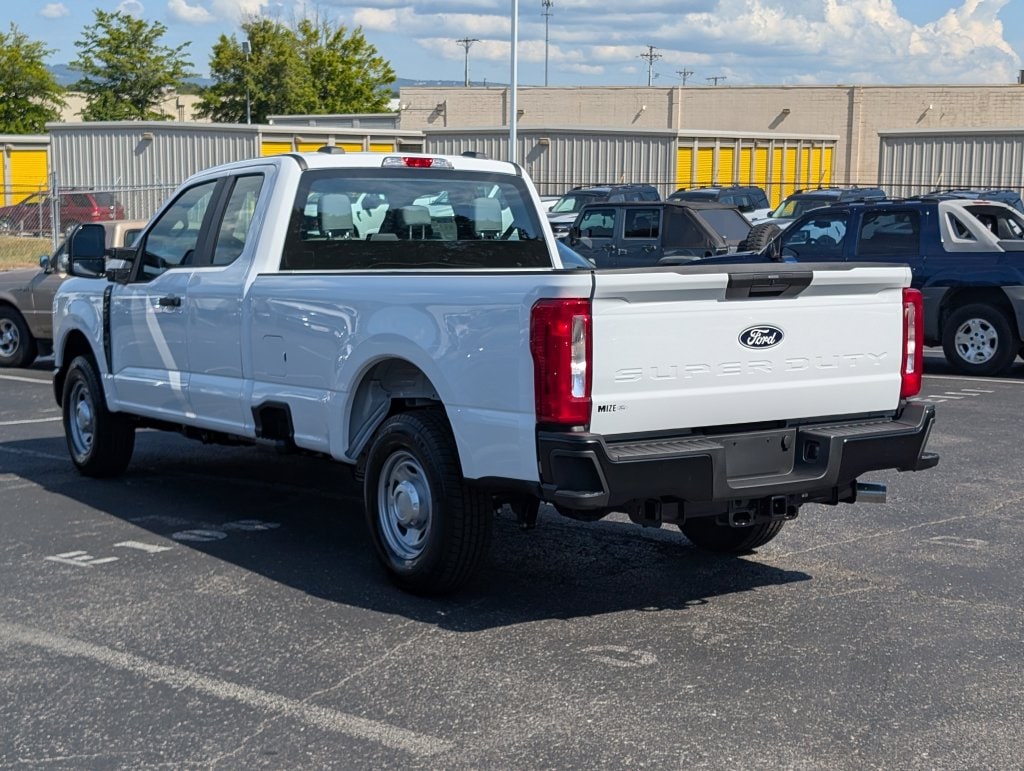 New 2027 Ford F-250SD XL Truck