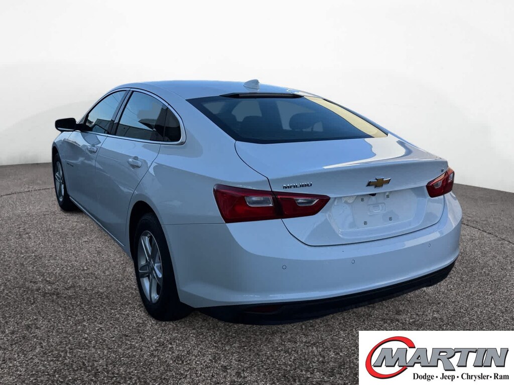 Used 2024 Chevrolet Malibu LT Sdn