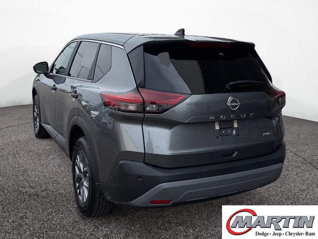 Used 2023 Nissan Rogue S AWD