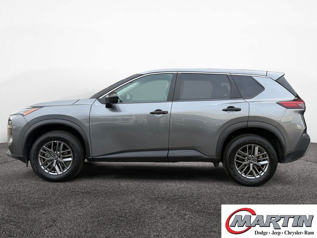 Used 2023 Nissan Rogue S AWD