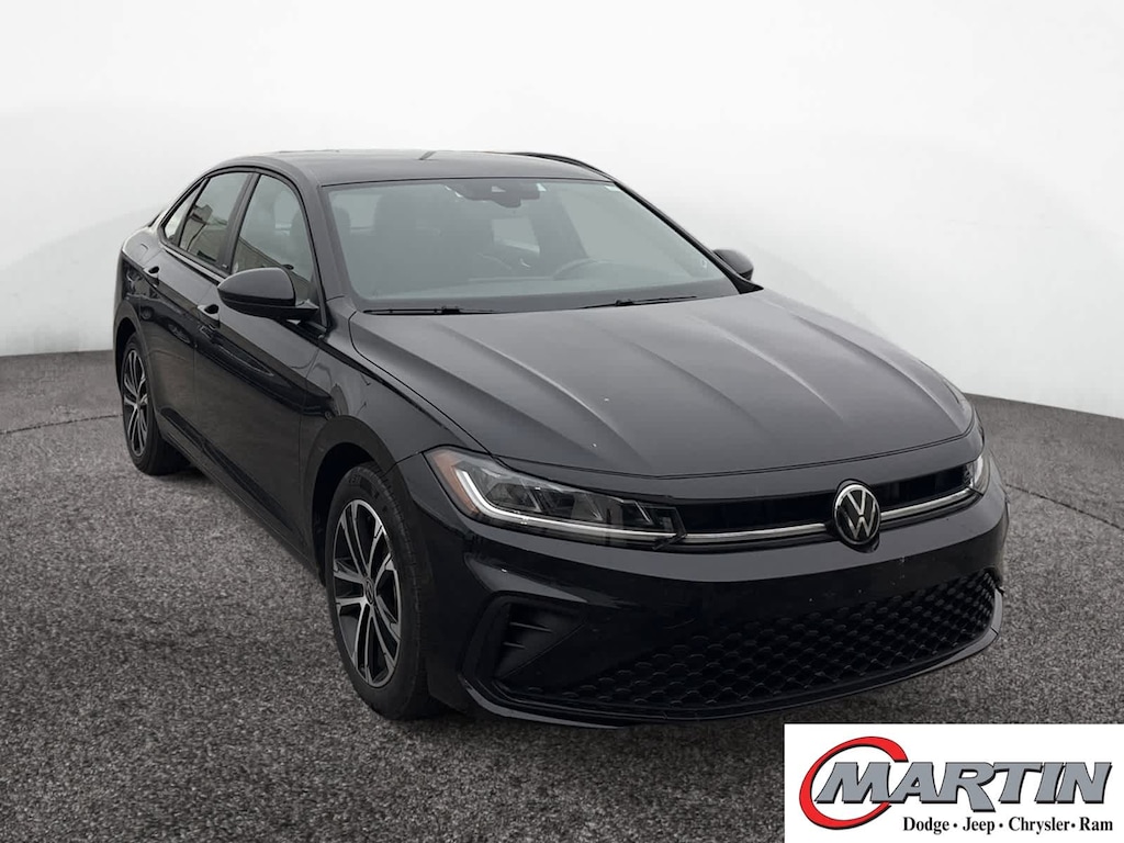 Used 2025 Volkswagen Jetta Sport Auto