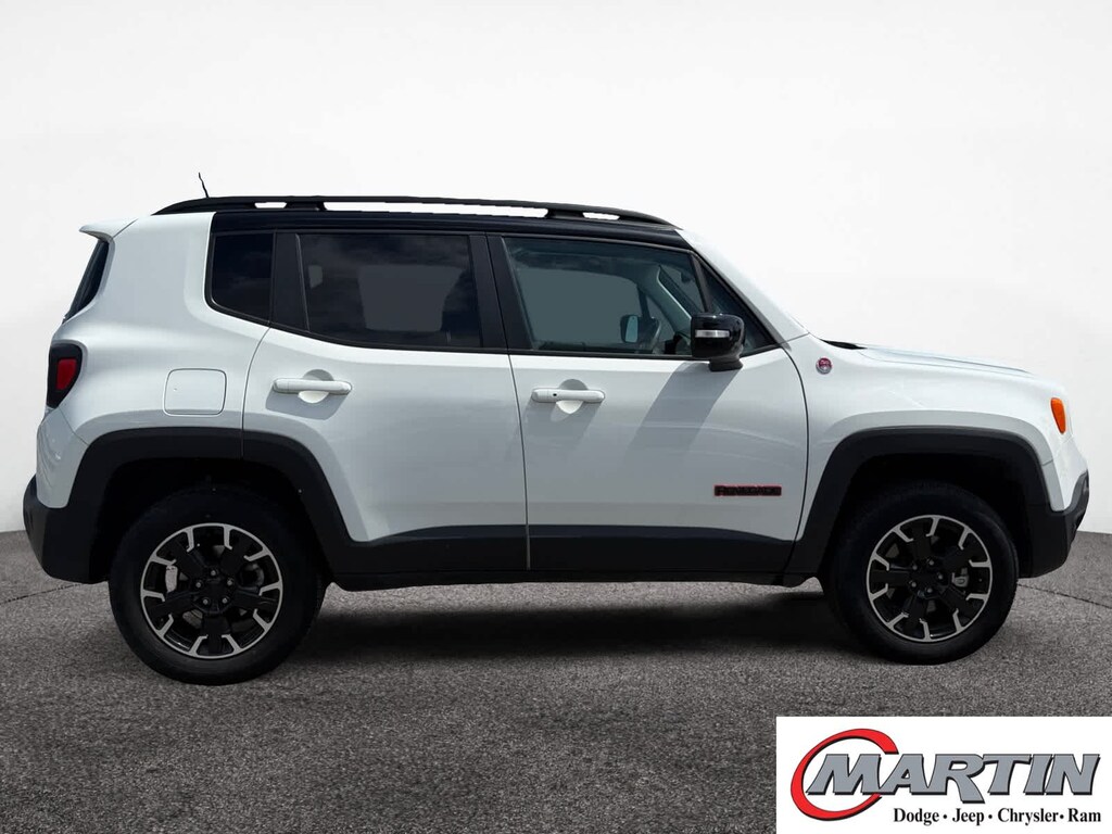 Used 2023 Jeep Renegade Trailhawk 4x4