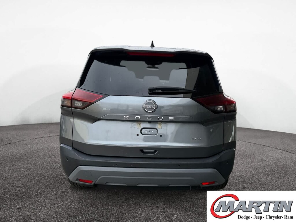 Used 2023 Nissan Rogue S AWD