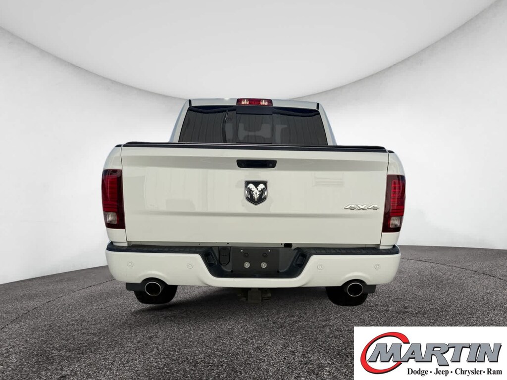 Used 2016 Ram 1500 Sport 4WD Crew Cab 140.5 4WD Crew Cab 140.5