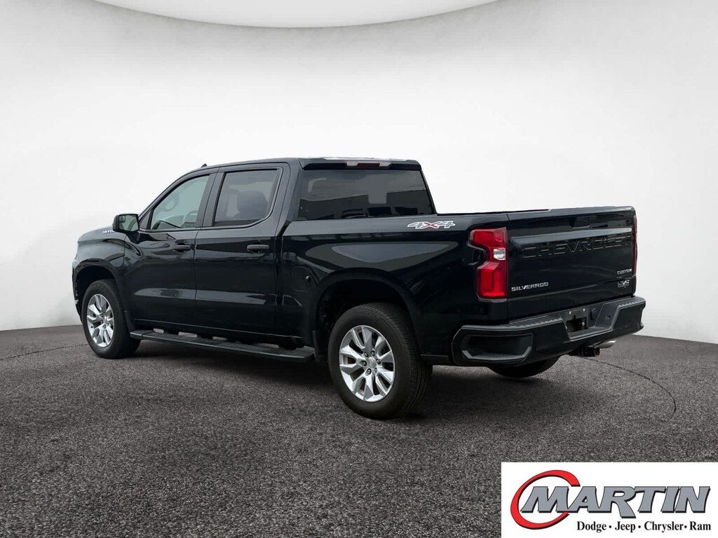 Used 2020 Chevrolet Silverado 1500 Custom 4WD Crew Cab 147 4WD Crew Cab 147